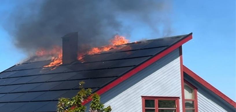 Brand i hus med solceller